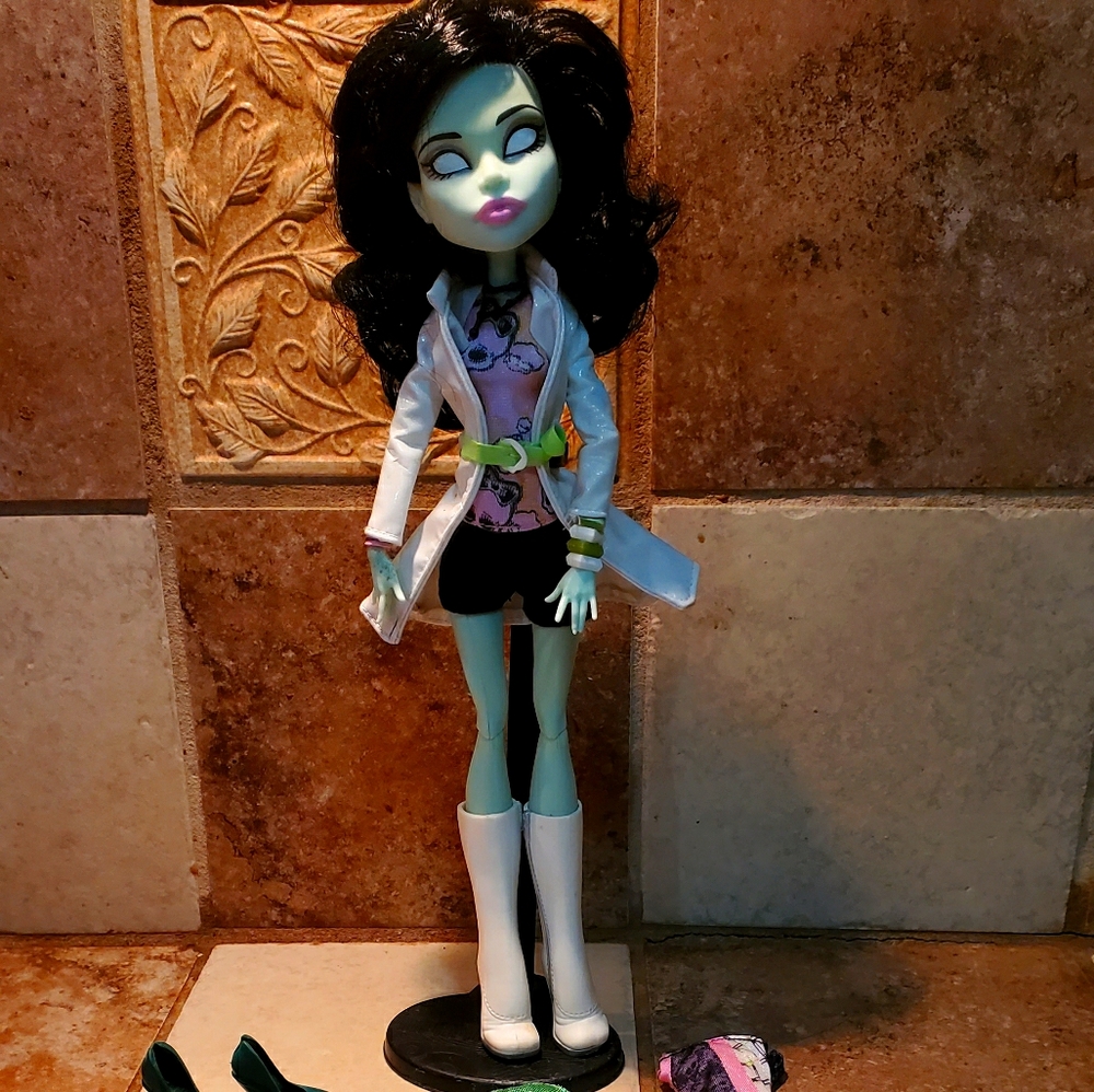 Monster High Sarah Screams